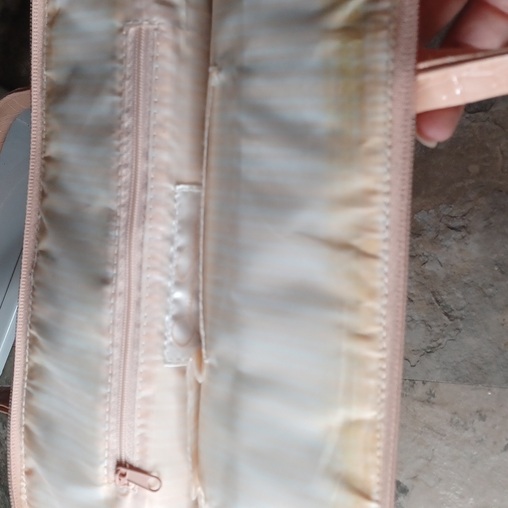 Jessica Simpson Large Tote - Picture 15 of 16